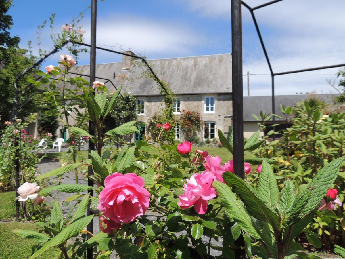 Chambres D'Hotes Les Pieris Grandcamp-Maisy Exterior foto